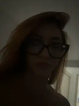 Anaaperla Chat XXX live