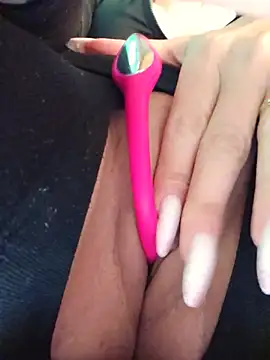 MILFBARBY's Live XXX Chat