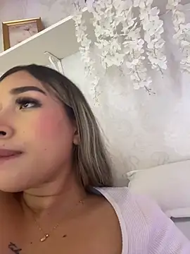 SophieRinaldi's Live XXX Chat