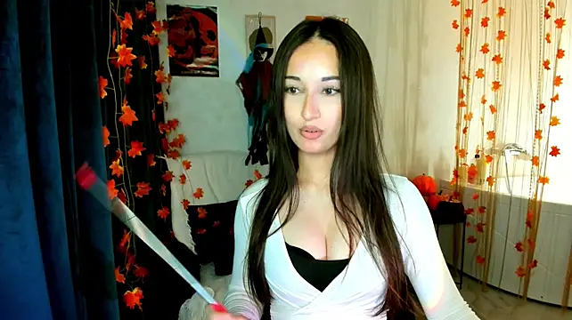 ElviraWesdetyのライブXXXチャット