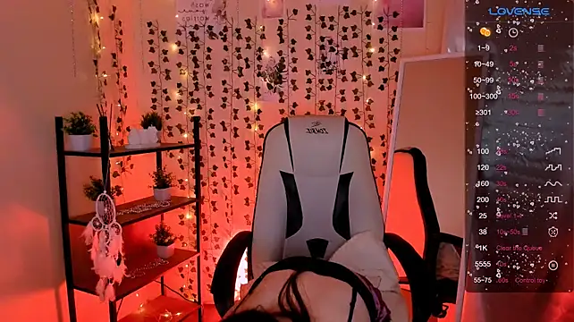 CharliGrace_のラ  イブXXXチャット