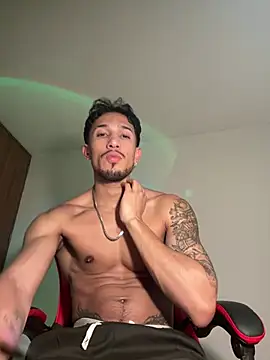 Czat XXX na żywo – rafael_stone11