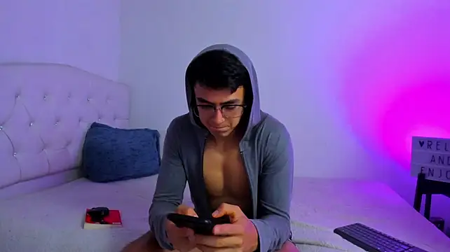 XXX chat uživo modela Caramelo_Bryan