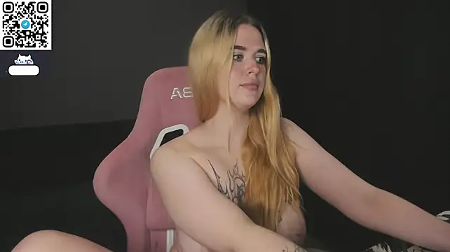 Betany_foxs' Live XXX Chat