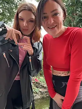 Czat XXX na żywo – CherryBombs-