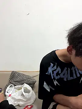 -OvO-'s Live XXX Chat