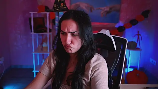 Živý XXX chat CeceliaJohnson