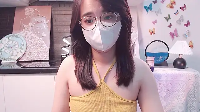 צ'אט XXX בשידור חי של Rinasaki