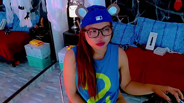 Cloelombard Chat XXX in diretta