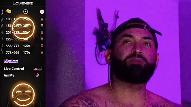 Max-prada's Live XXX Chat
