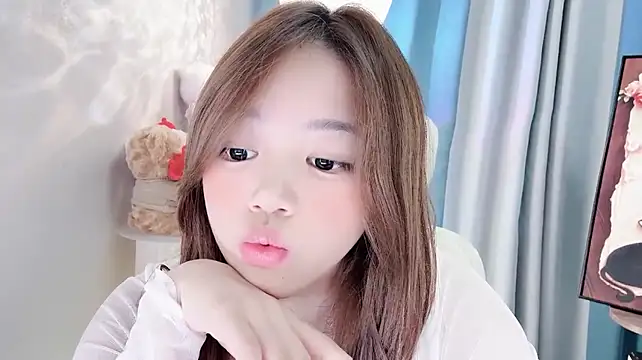 Yany520 即時 XXX 聊天