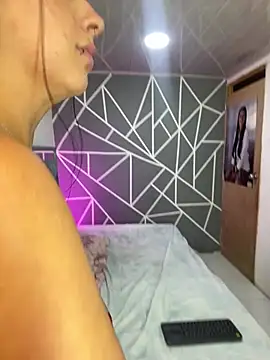 Gianna_Govlea's Live XXX Chat