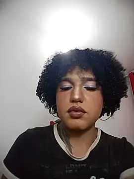 Chat +18 de JOSSH_777 ao vivo