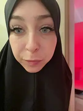 LynaFrost Live XXX-chat