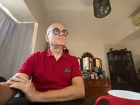 TKSnoopy7 XXX чат на живо