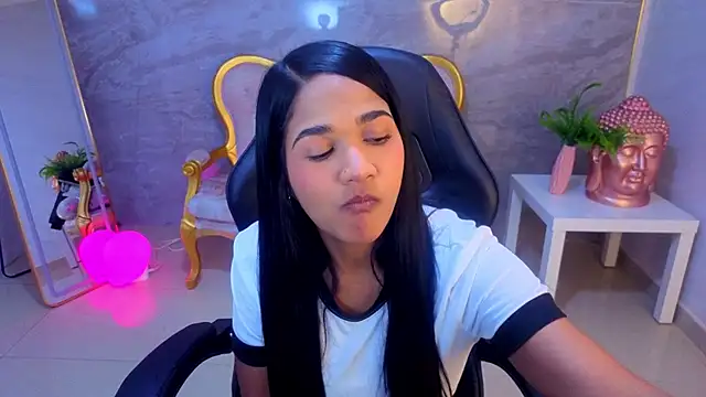 JadeRose_s লাইভ XXX চ্যাট