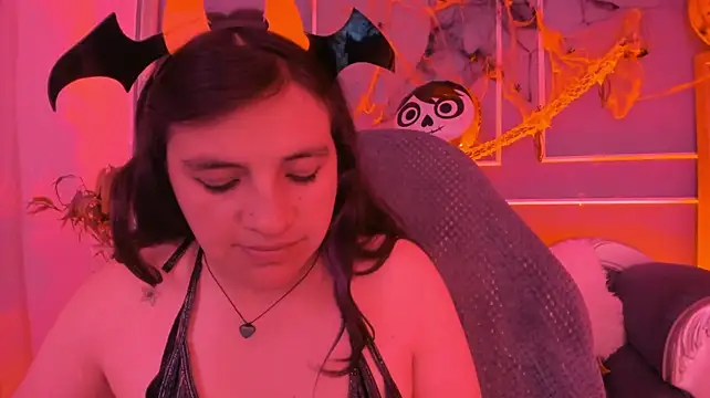 TaraTaylorr Chat XXX live