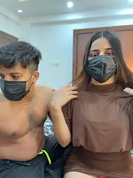 Chat +18 de _LoveBugs_ ao vivo