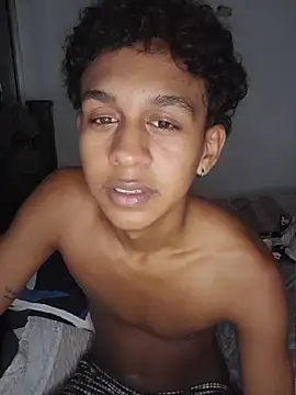 YourCaramelBoy Chat XXX in diretta