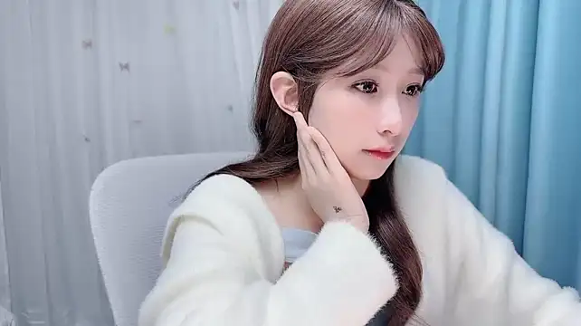 LZL68 Live XXX-chat
