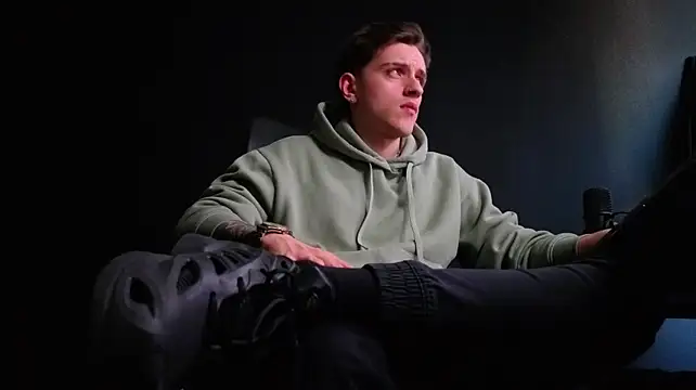 Czat XXX na żywo – FelixStarkk