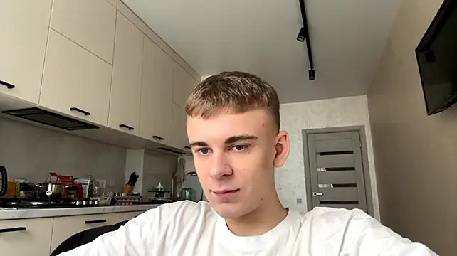 XXX chat uživo modela SoloFury