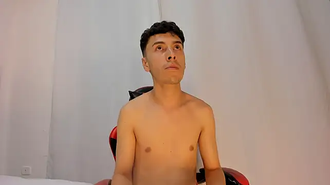 XXX chat uživo modela MaxLeons