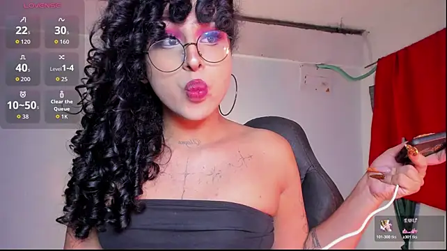 Heka_Prudence Adlı Modelin Canlı XXX Sohbeti