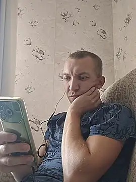 _uncle_Mitya-43_ Chat XXX in diretta