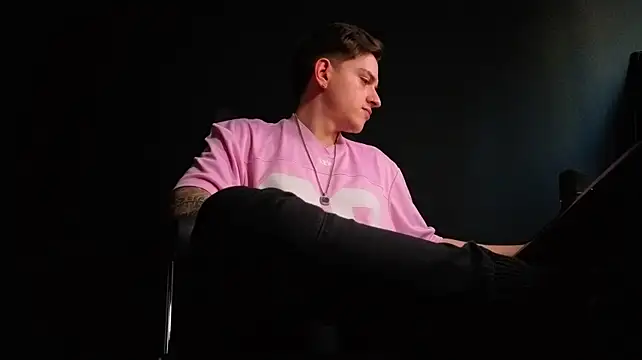 Chat XXX Live FelixStarkk