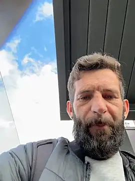 Michel_huge Chat XXX live