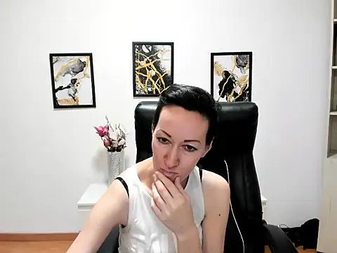 Chat +18 de AyshaJoy ao vivo