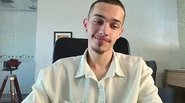 KaydenDrewn Webbikameraesitys