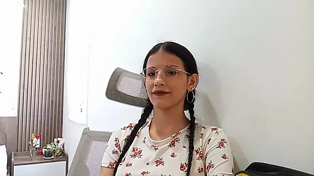 MandaForero Live XXX-chat