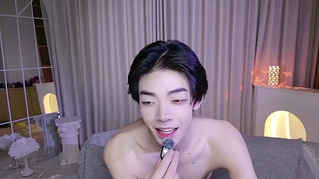 Chat XXX en directo de XiaoZeouba
