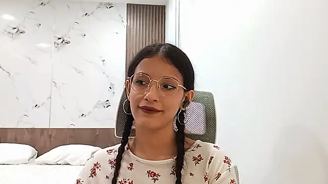 MandaForeron Live XXX chat