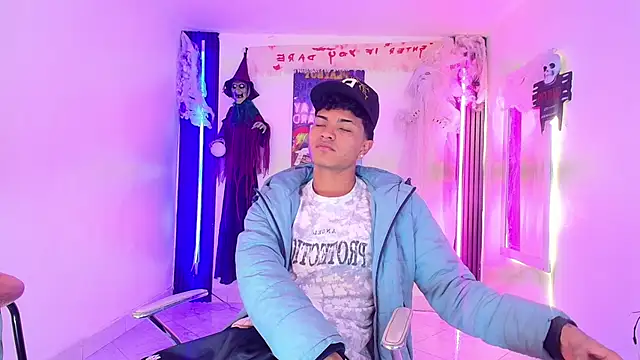 Chat +18 de GoldenDuoheat ao vivo