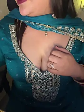 Oh-Taara Live XXX-chat