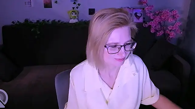 Helen_birdd Live XXX-chat