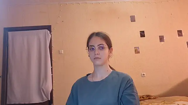 Katelemon élő XXX-chatje