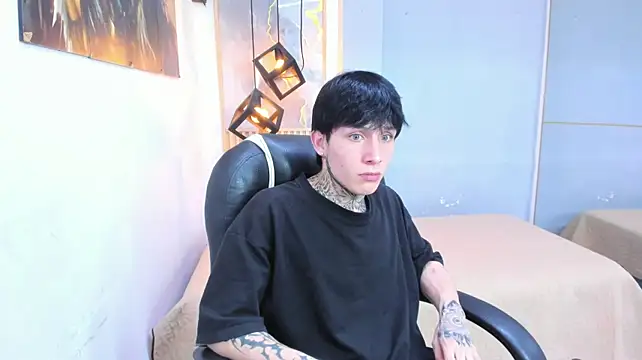 Cry_therealのライブXXXチャット
