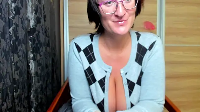 دردشة CurvyJules69 الجنسية المباشرة