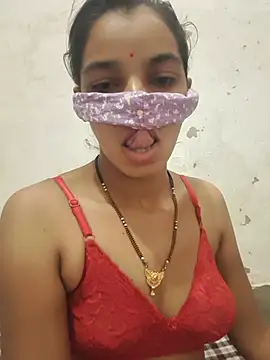 Sweet_Sharma09 即時 XXX 聊天