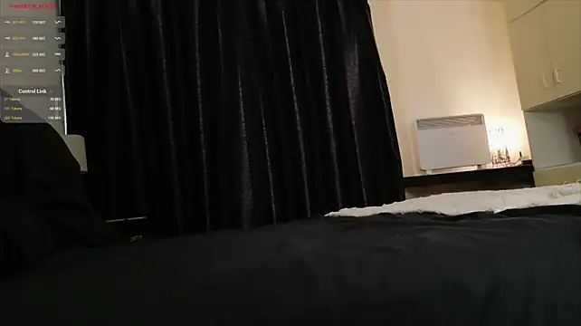 _lexi_sky_'s Live XXX Chat