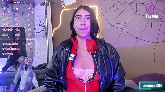 lucyfer_gpp's Live XXX Chat