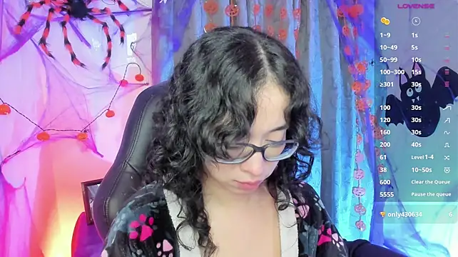 indra_cam's Live XXX Chat
