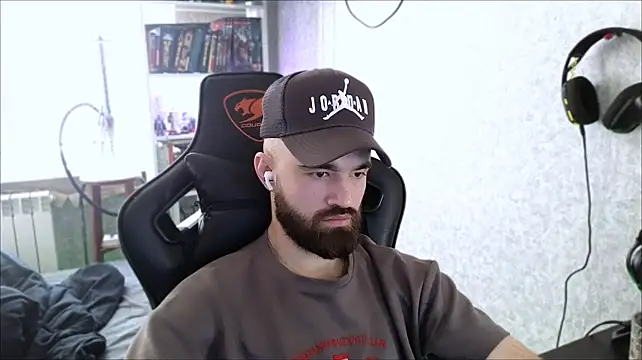 _Serious_Man élő XXX-chatje