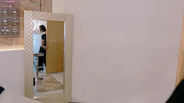 Amaia_Monroe Adlı Modelin Canlı XXX Sohbeti