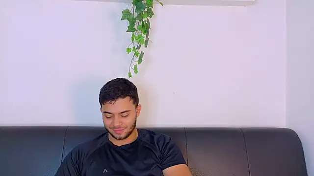 Chat +18 de TylerWest_ ao vivo