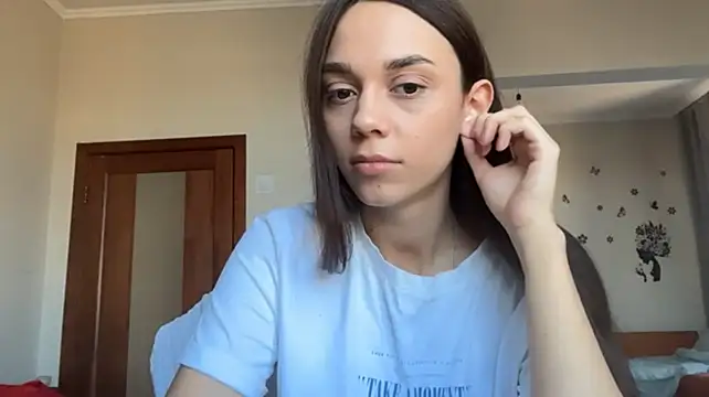 VelmaLemieux Adlı Modelin Canlı XXX Sohbeti